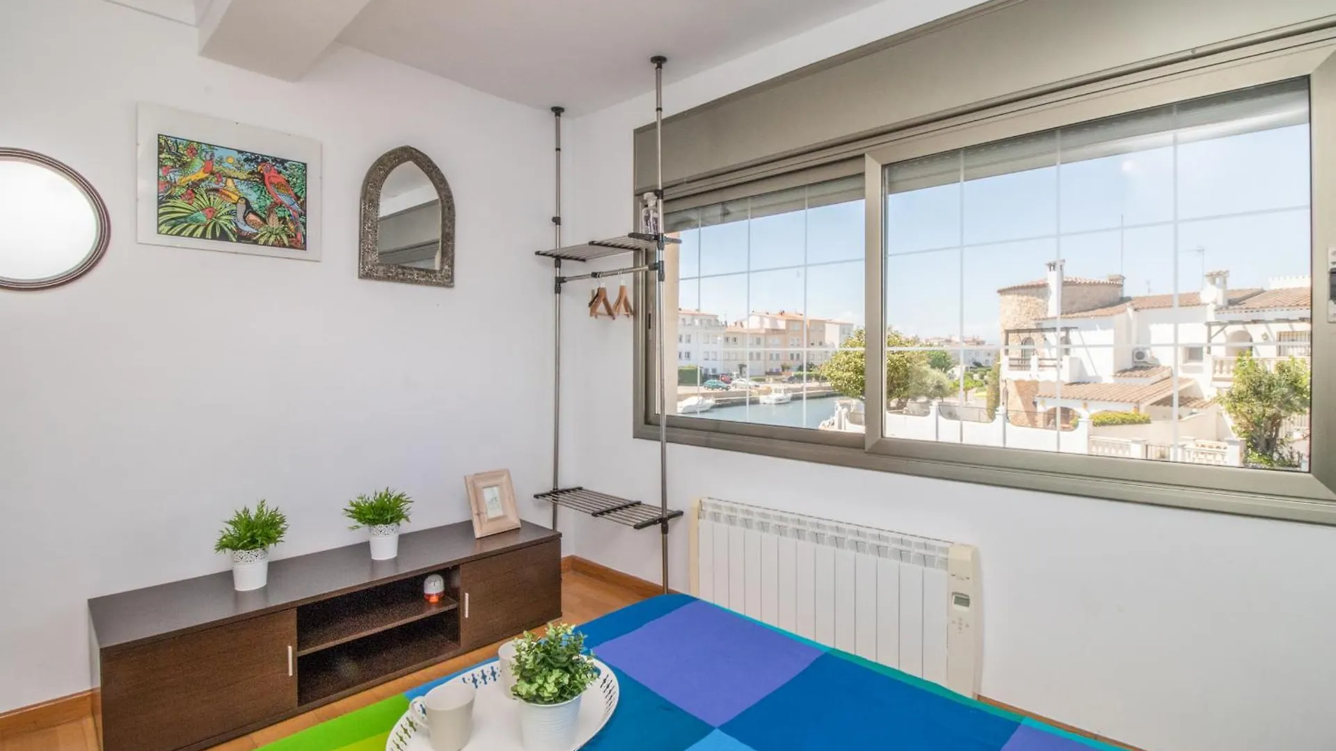 5 Habitaciones, 3 Banos, Piscina Privada, Amarre 15M Empuriabrava Σπίτι διακοπών